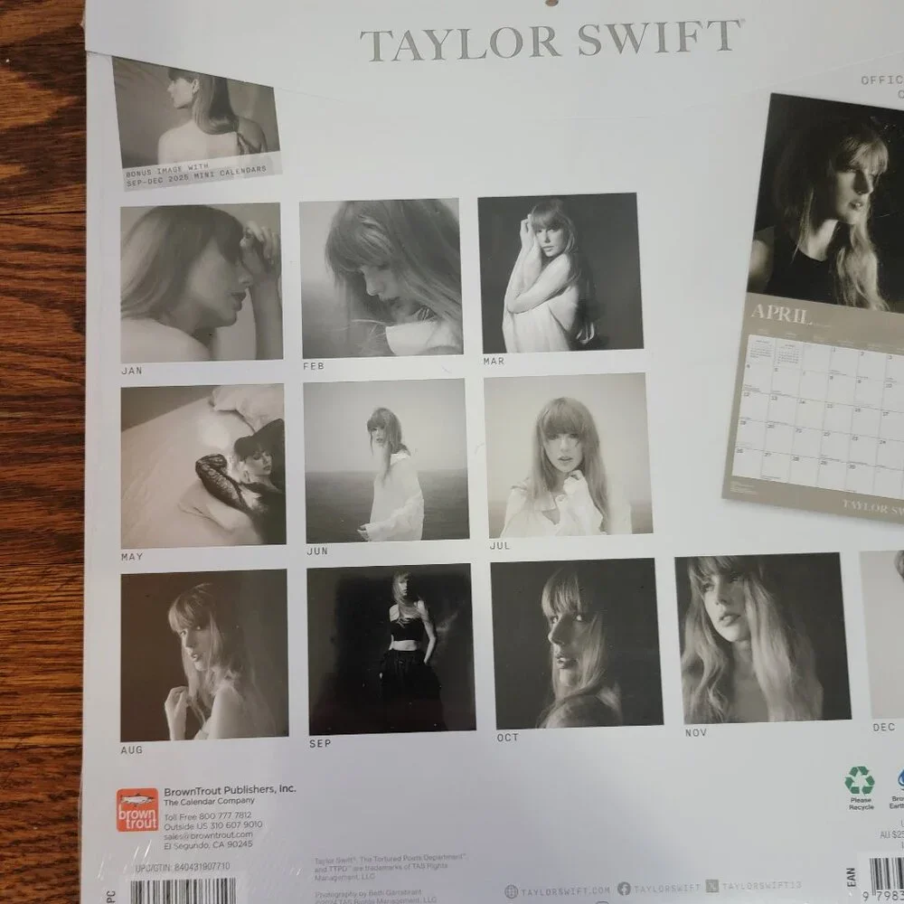 Taylor Swift 2026 Official 16 Month Calendar, 12
